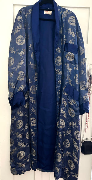 Vintage Coat some would say dressing gown but I say coat even kimono - Cecil & Gunn Collections